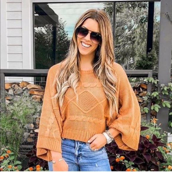 Flying Tomato Sweaters - Cropped Sweater